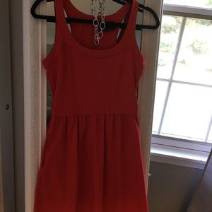 Stretchy red dress, race back
